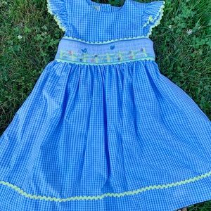 Maxmellata Smocked Gingham Springtime Dress Size 5